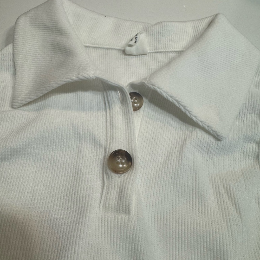 Basic white crop top - Picture 2 of 2